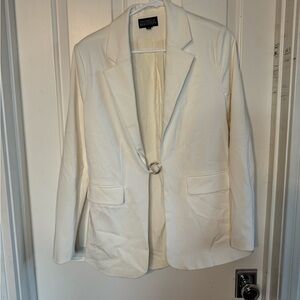 Danielle Bernstein white blazer